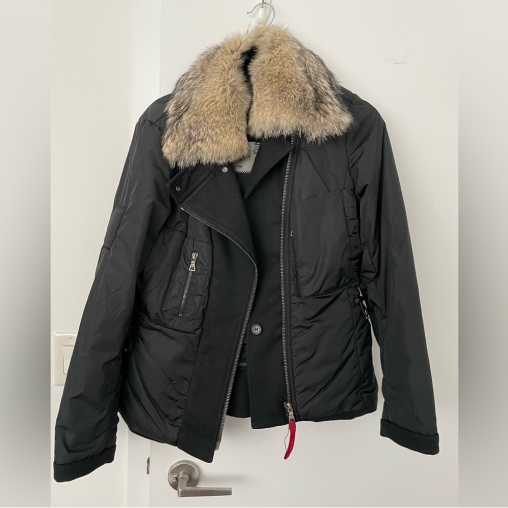 Prada women ski utility jacket with fox fur collar